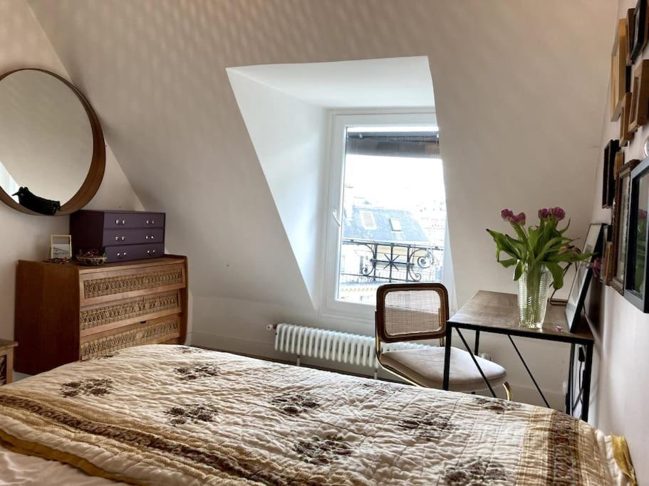 Appartement Cosy Dans Le 9E Paris Eksteriør bilde